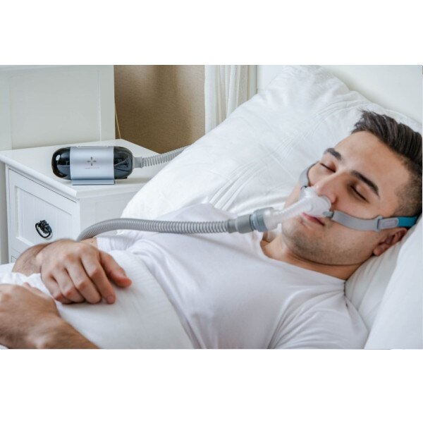 Man Wearing Luna Travel CPAP